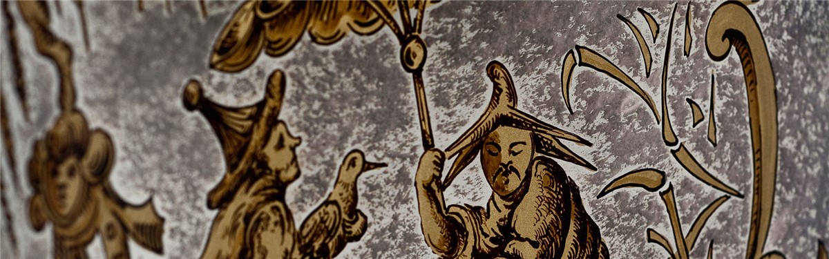 Arte Veneziana Garçonnette Curved Nightstand