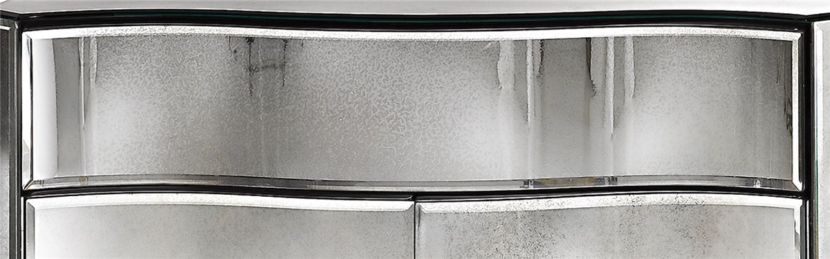 Arte Veneziana Mademoiselle Curved Nightstand