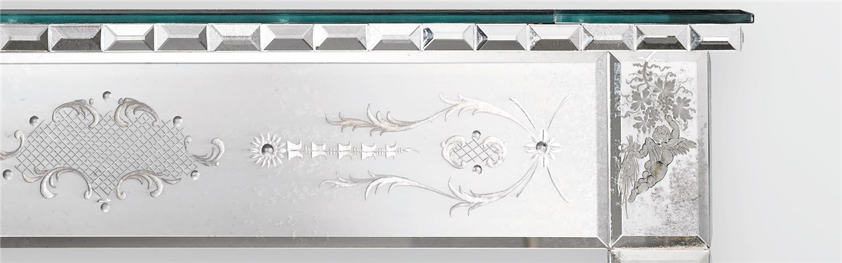 Arte Veneziana Putto Venetian Style Table