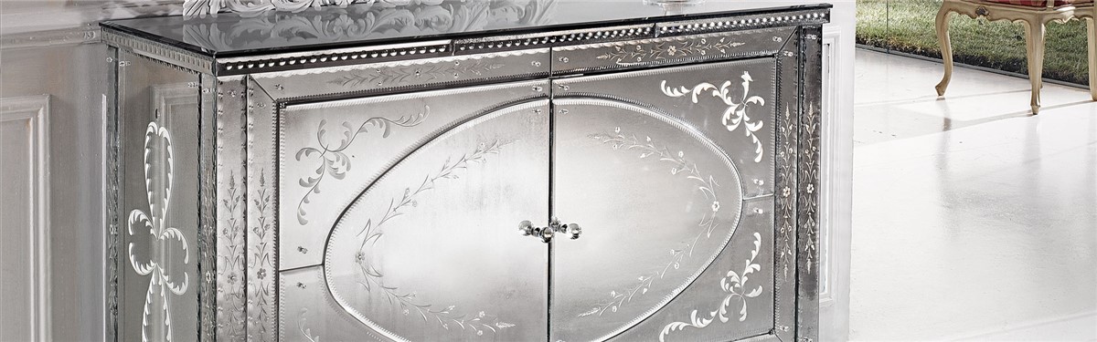 Arte Veneziana Salvador Venetian Style Credenza