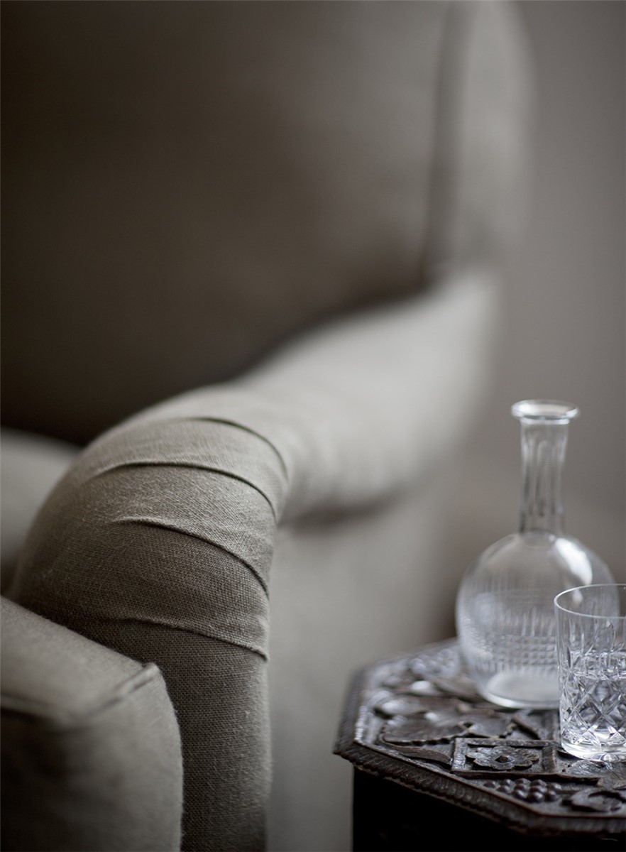 Howard chair & ottoman