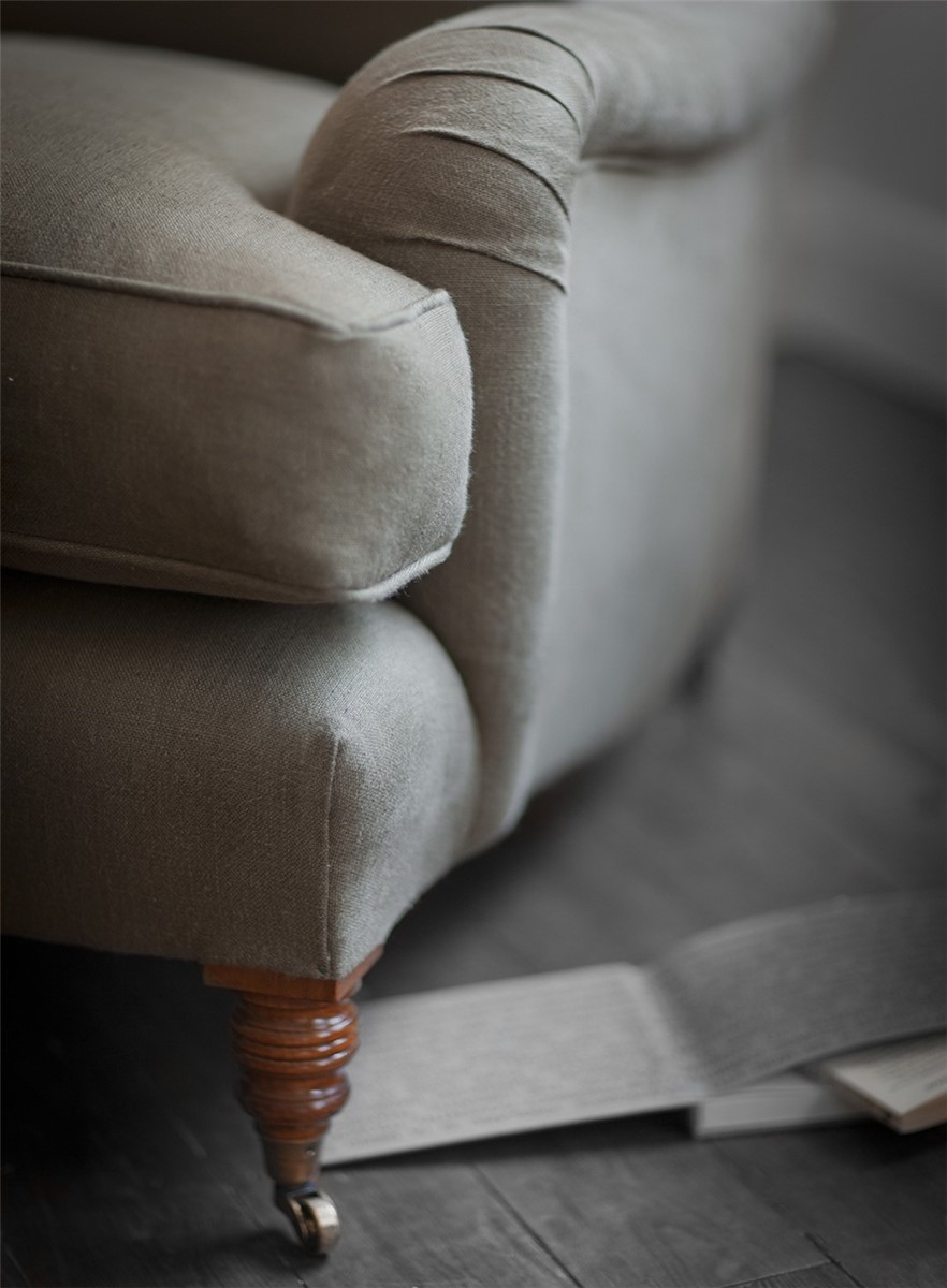 Howard chair & ottoman