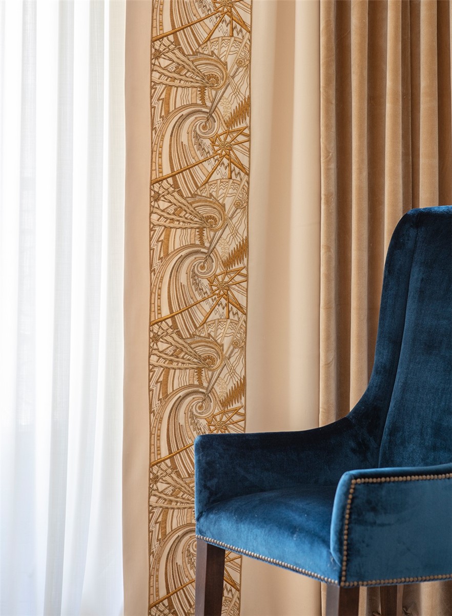 Kingsley Beistell-Esszimmerstuhl