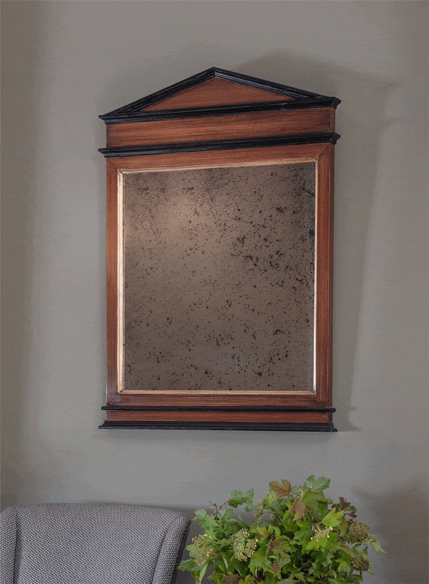 Neoklassizistischer Spiegel