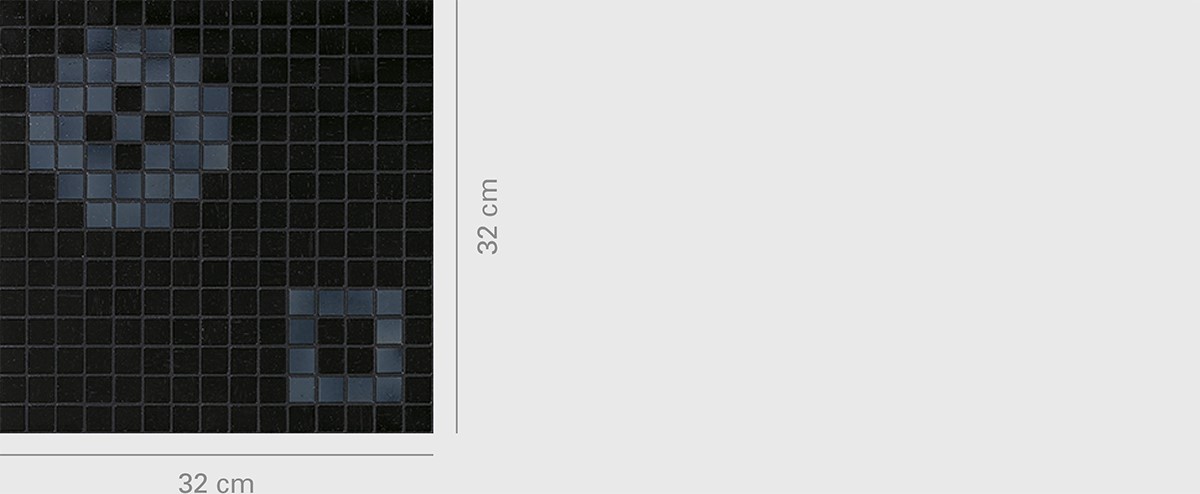 Petit Four Nero Size