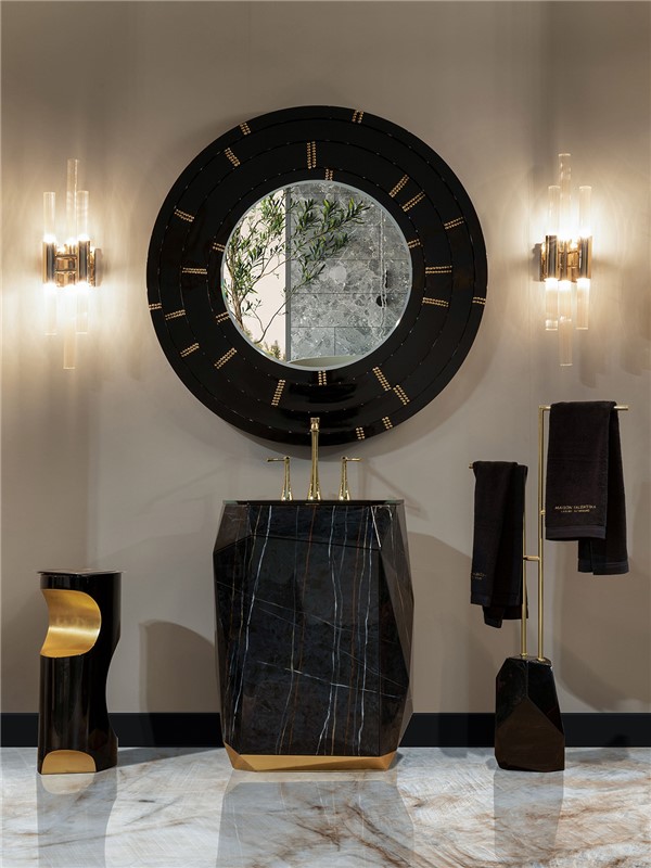 Diamond Faux Freestanding