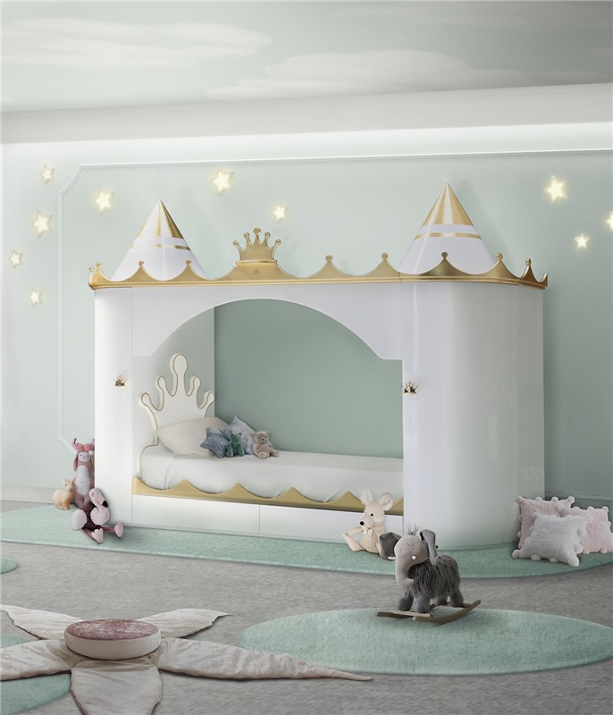 Kings & Queens Castle Bed