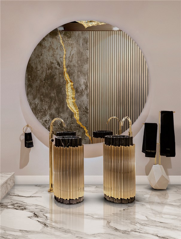 Symphony Freestanding