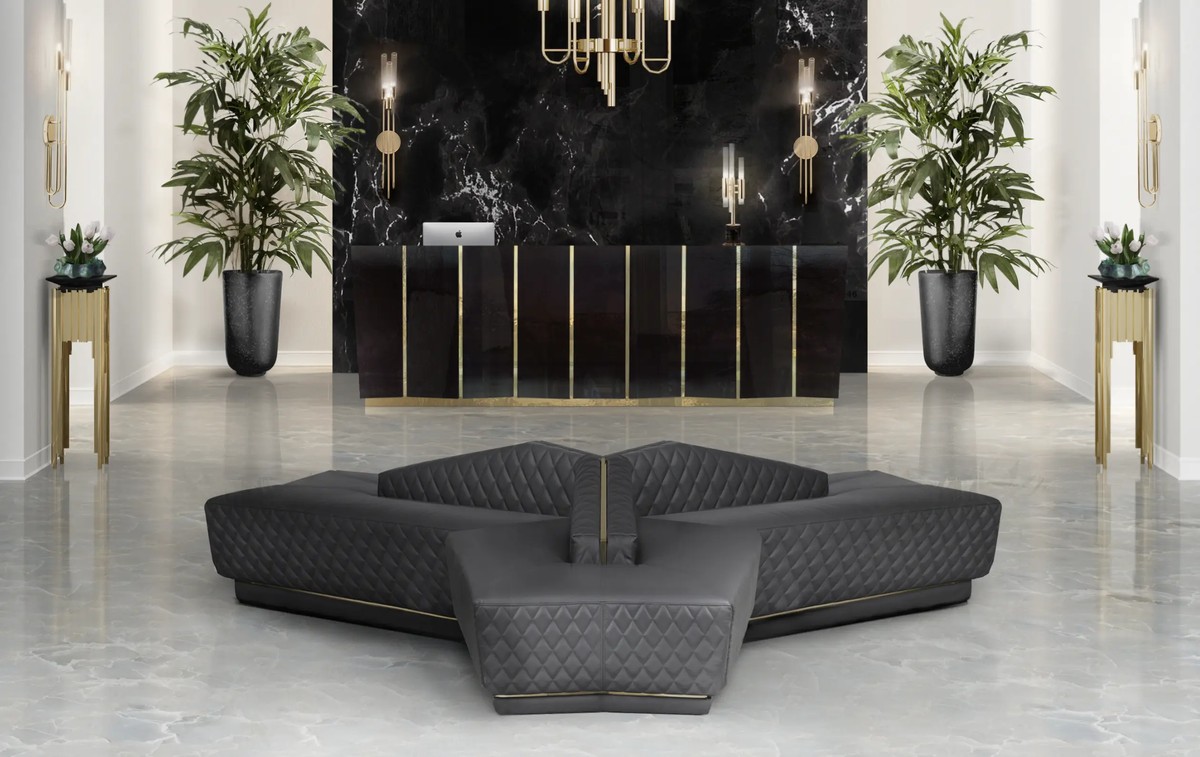 Empire Column Display