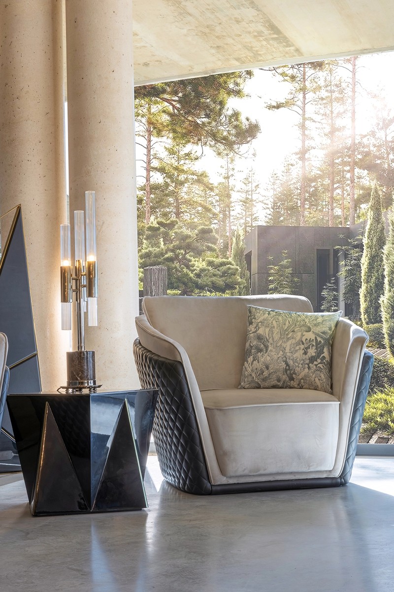 Waterfall Table Lamp