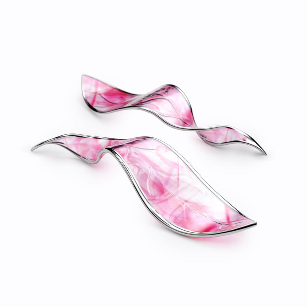 Crystal with roselite and silver edge