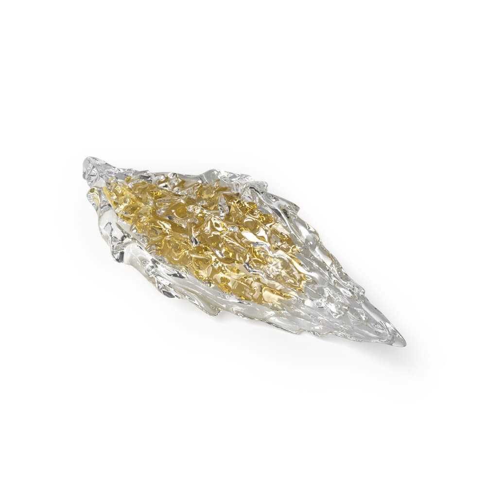 Crystal with light cognac core