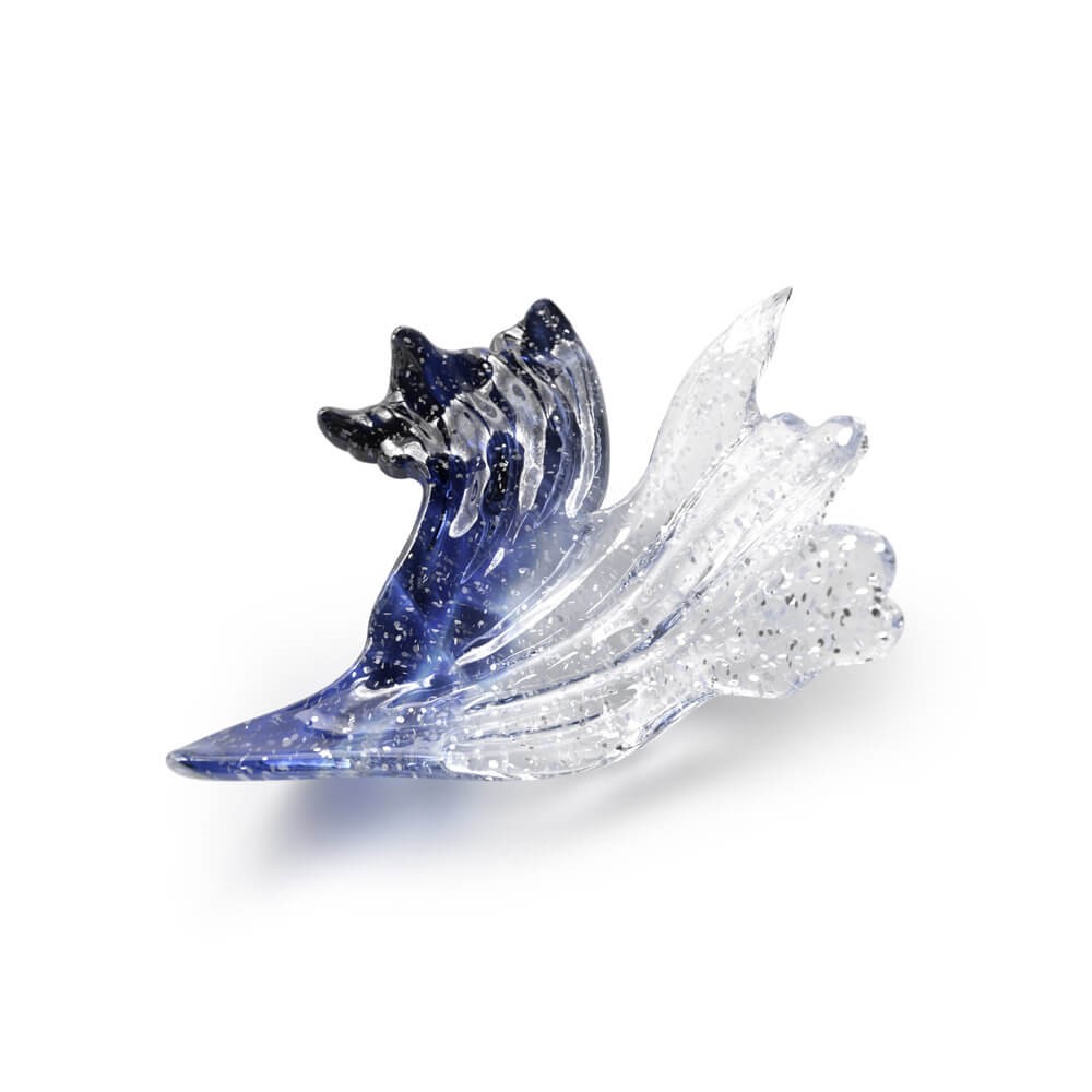 Crystal with cobalt haze and silver mica