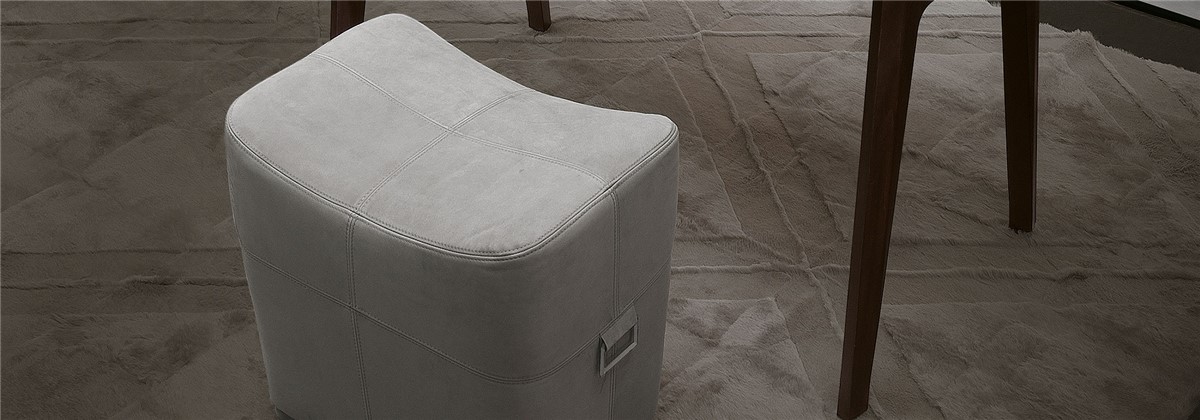 Upholstery Lady PFLADY01