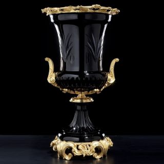 Badari / Decorative Vases / Savoy V1-531/05/NN