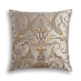 Beaumont & Fletcher / Pillows / Puccini Cushion