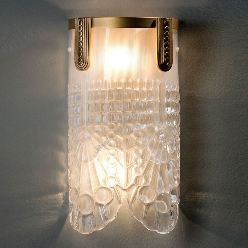 Antique Gold Plated finish / 24k Gold Glass