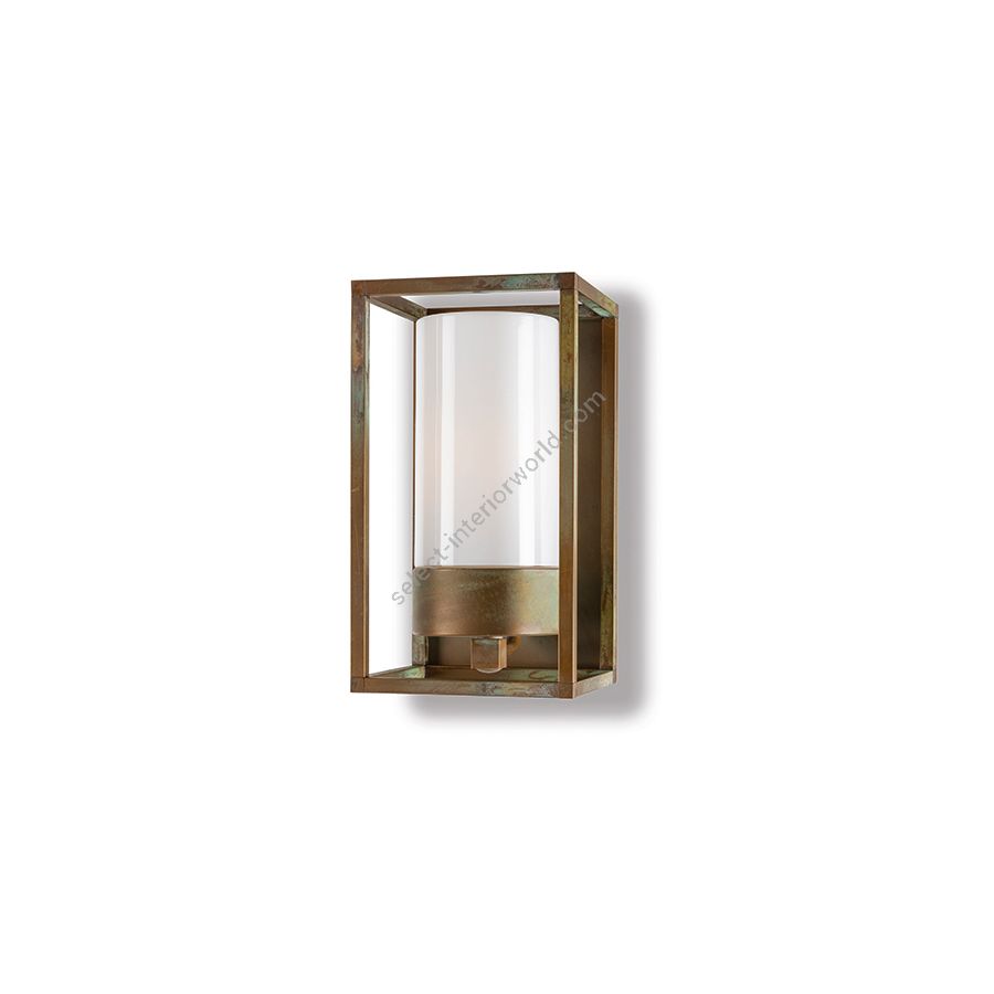 Aged brass finish / Opal glass / cm.: 27 x 20 x 17.8 / inch.: 10.63" x 7.87" x 7.01"
