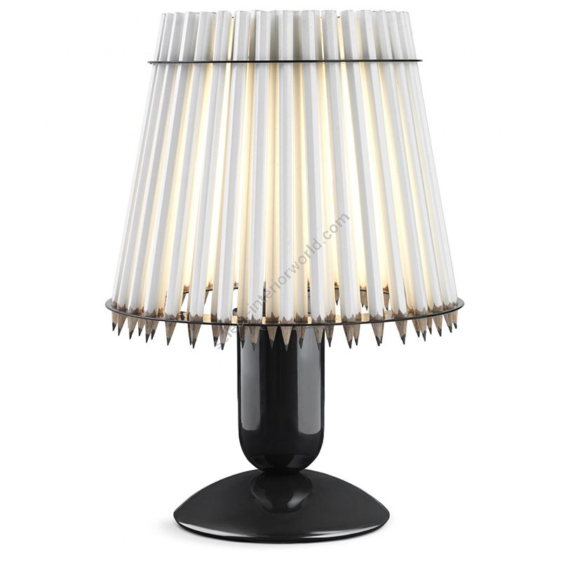 White colour lampshade / Black stand