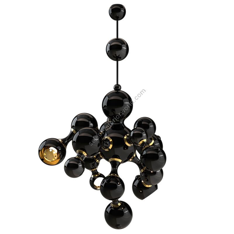 Finish: Black lacquer