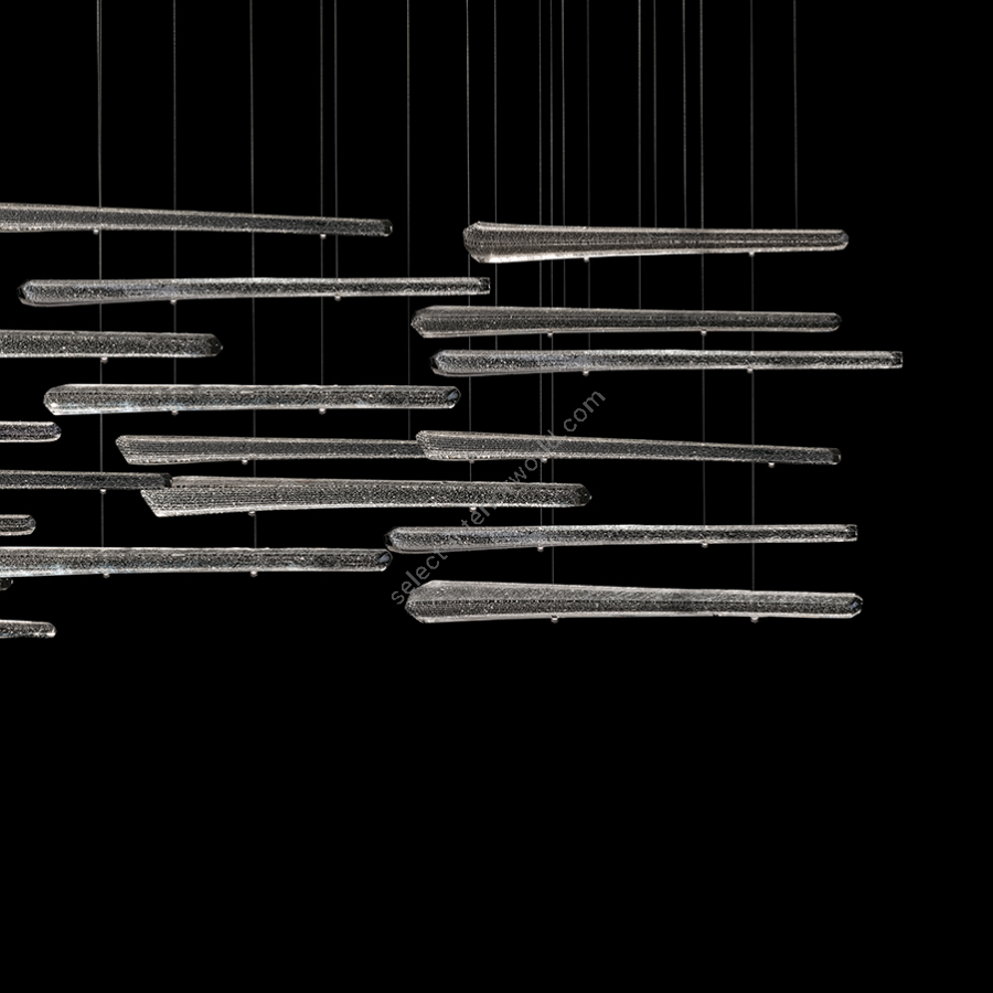 Elevate 62″ 894840-142 Silver / Ebony Stardust Spires