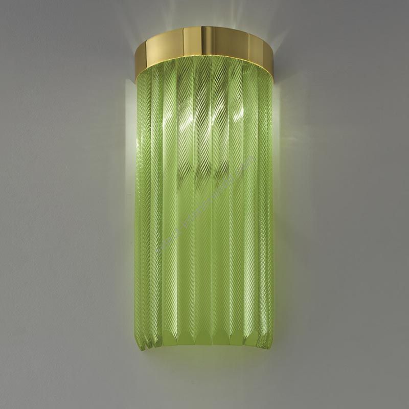 24 Kt gold plate finish / Green3 glass colour / Cut T30 type of glass / cm.: 52 x 12 x 12 / inch.: 20.47" x 4.72" x 4.72"