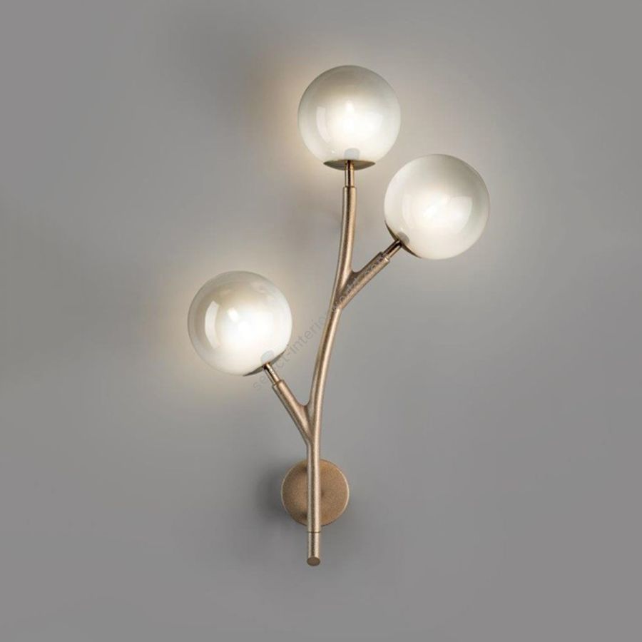 Modern 3-Light Wall Lamp / Soft Gold finish