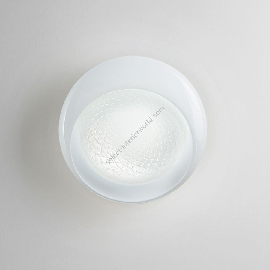 Wall lamp / White glass