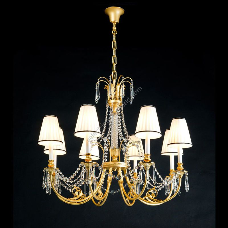 Polished Brass finish / White Pleated lamp shades