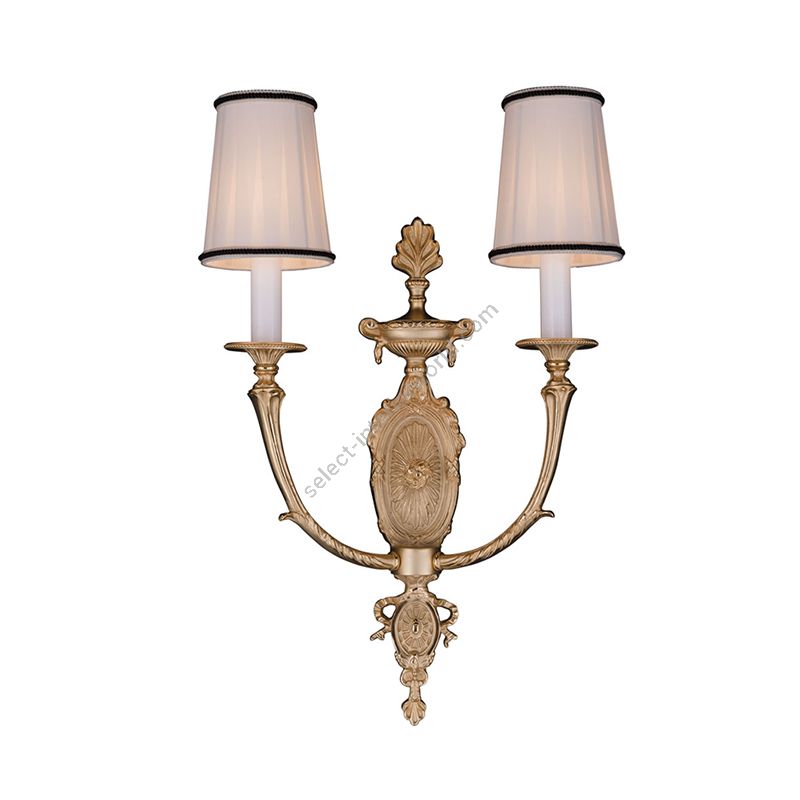 Wall bracket / French Gold finish / With beige-pleated lampshade