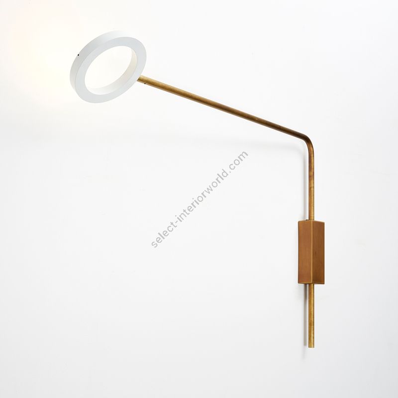 Wall lamp / Brass finish with Pure white ring