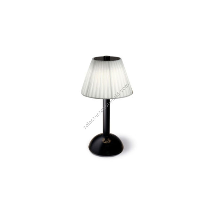 Rechargeable table lamp / Black painted finish / Creponne Bianco lampshade colour