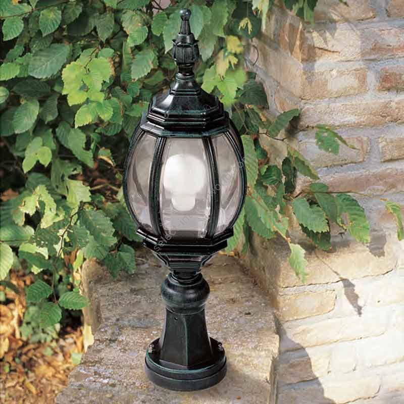 Outdoor pedestal lamp, low-energy light bulb, IP 43, made of die-cast aluminum and transparent diffuser, Black / Green finish