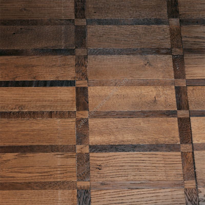 Finish: Oak Medium / Afr Zambia