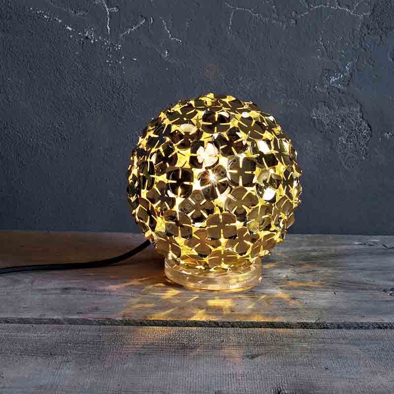 Floor lamp / Gold plated finish