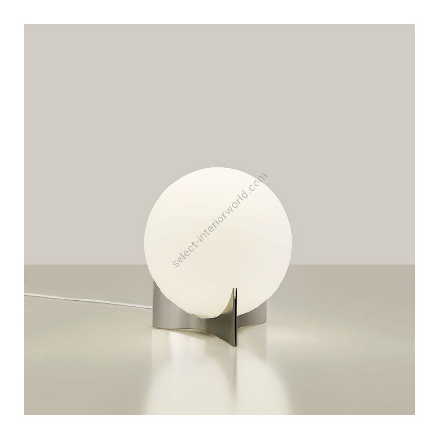 Table lamp / Nickel finish