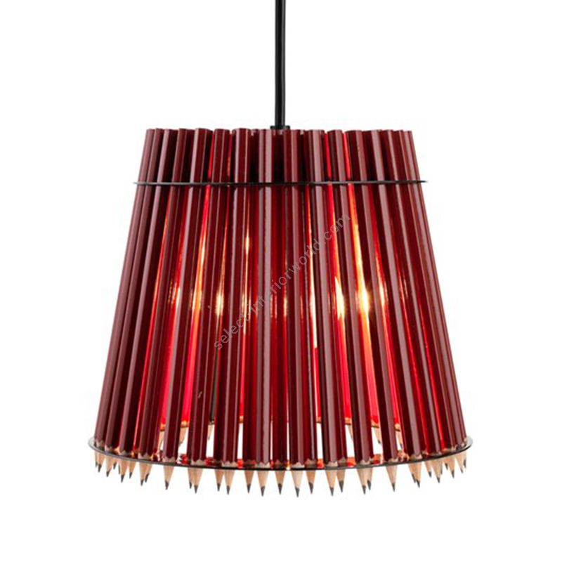 Red colour lampshade / Black cables