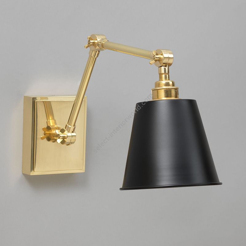 Reading Wall Light / Brass and Black finish