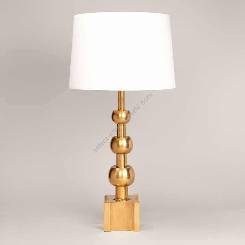 Table lamp / Finish: Brass / Lampshade: colour - Cream, material - Silk