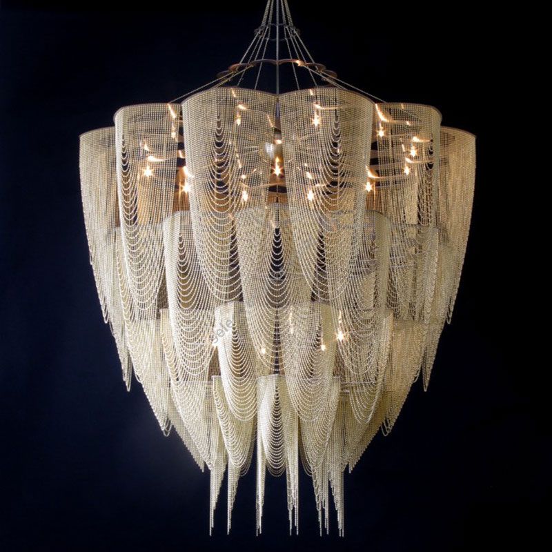 Silver color range, cm.: 165 x 100 x 100 / inch.: 64.9" x 39.4" x 39.4"