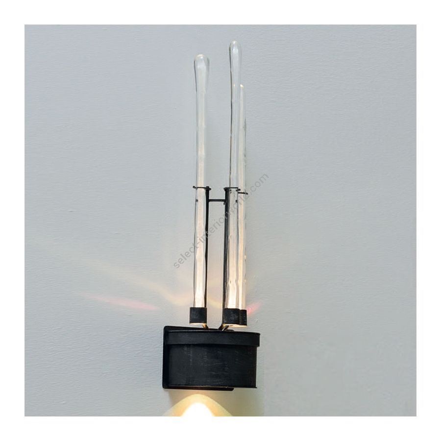 Wall glass sculpture belonging to the outdoor collection, Iron nature finish