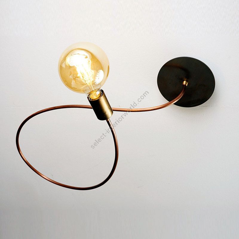 Ceiling Lamp / Adjustable rod / Copper finish