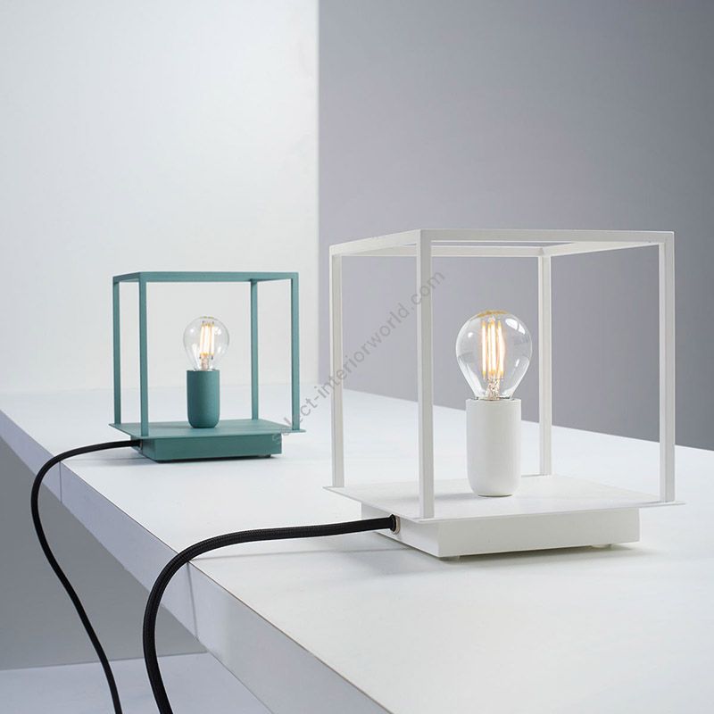 Table lamp / Pure white and Artic green finish