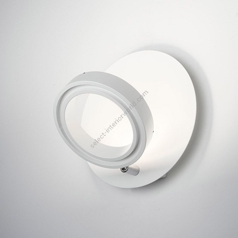 Wall lamp / Circle backplate / Pure white finish