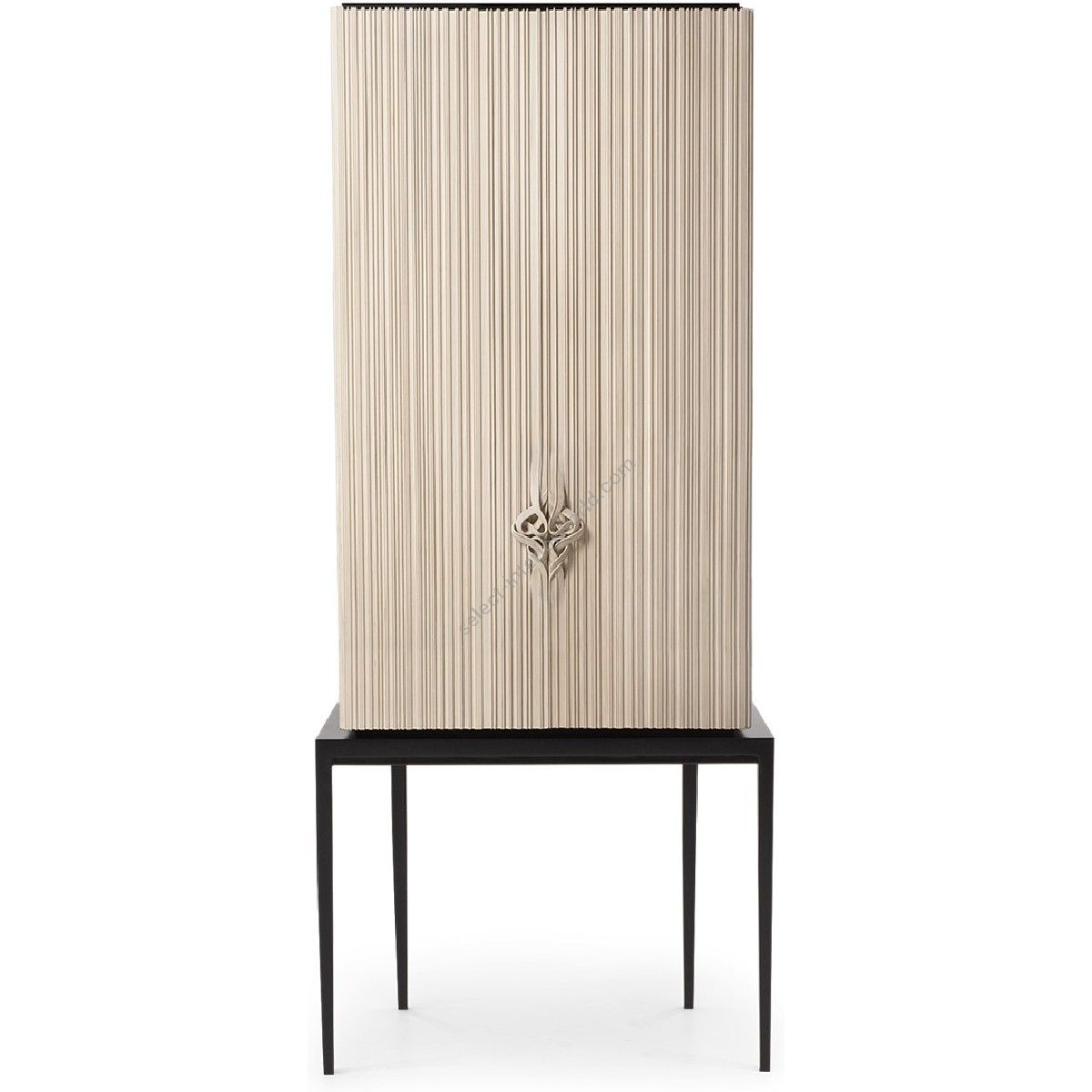 Christopher Guy / Bar Cabinets / Chez Harrods 88-0025