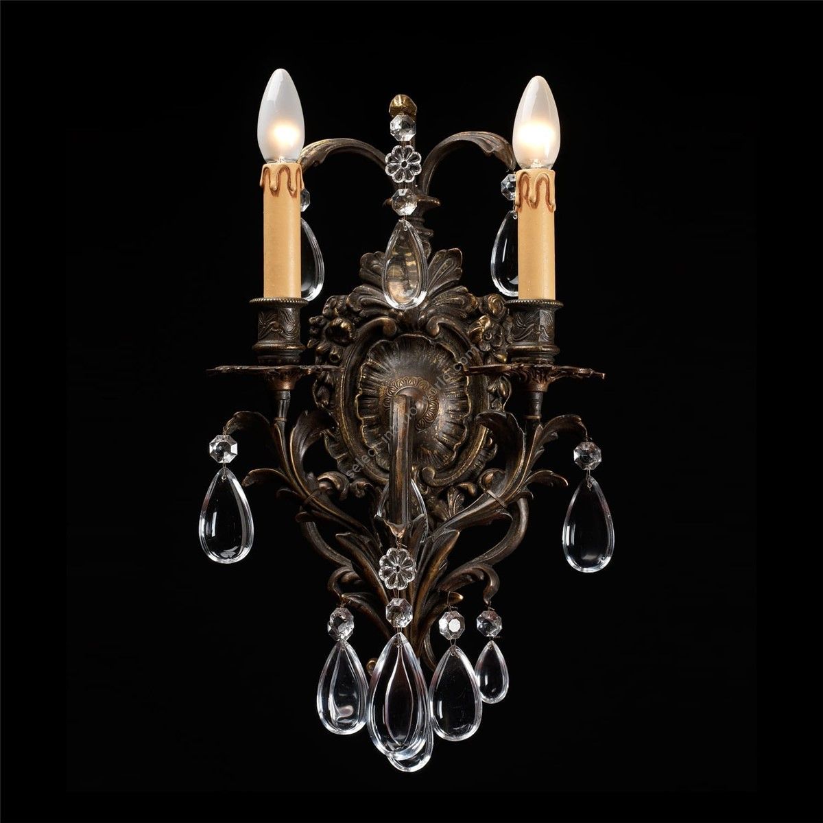 Badari / Wall Sconces / Heritage A8-22/2