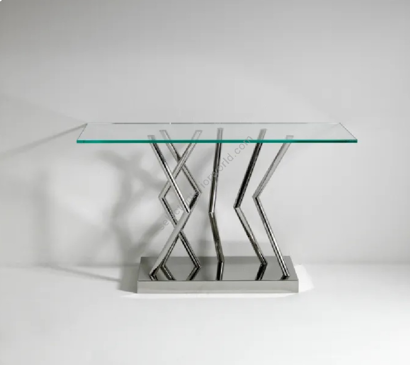 Laurameroni / Consoles & Desks / SA 06
