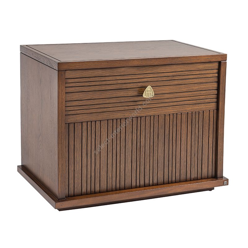 Adriana Hoyos / Nightstands / Rumba RM28-100