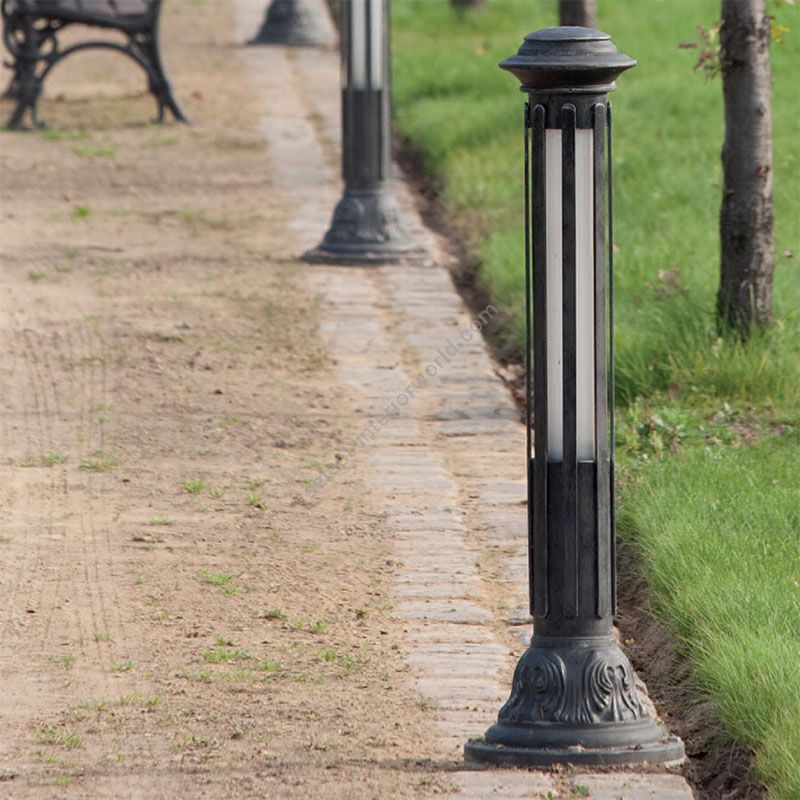 Outdoor Bollard Light for Street & Garden in Historical style AL 6645