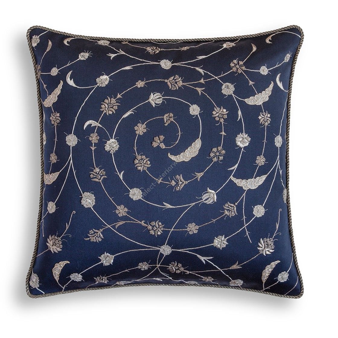 Beaumont & Fletcher / Pillows / Boccaccio Cushion